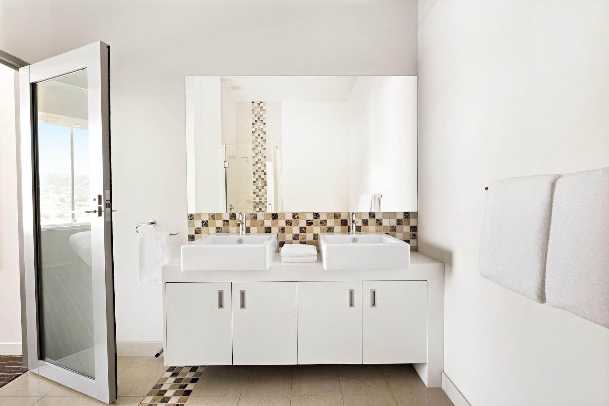 Mantra Charles Hotel Launceston Bagian luar foto