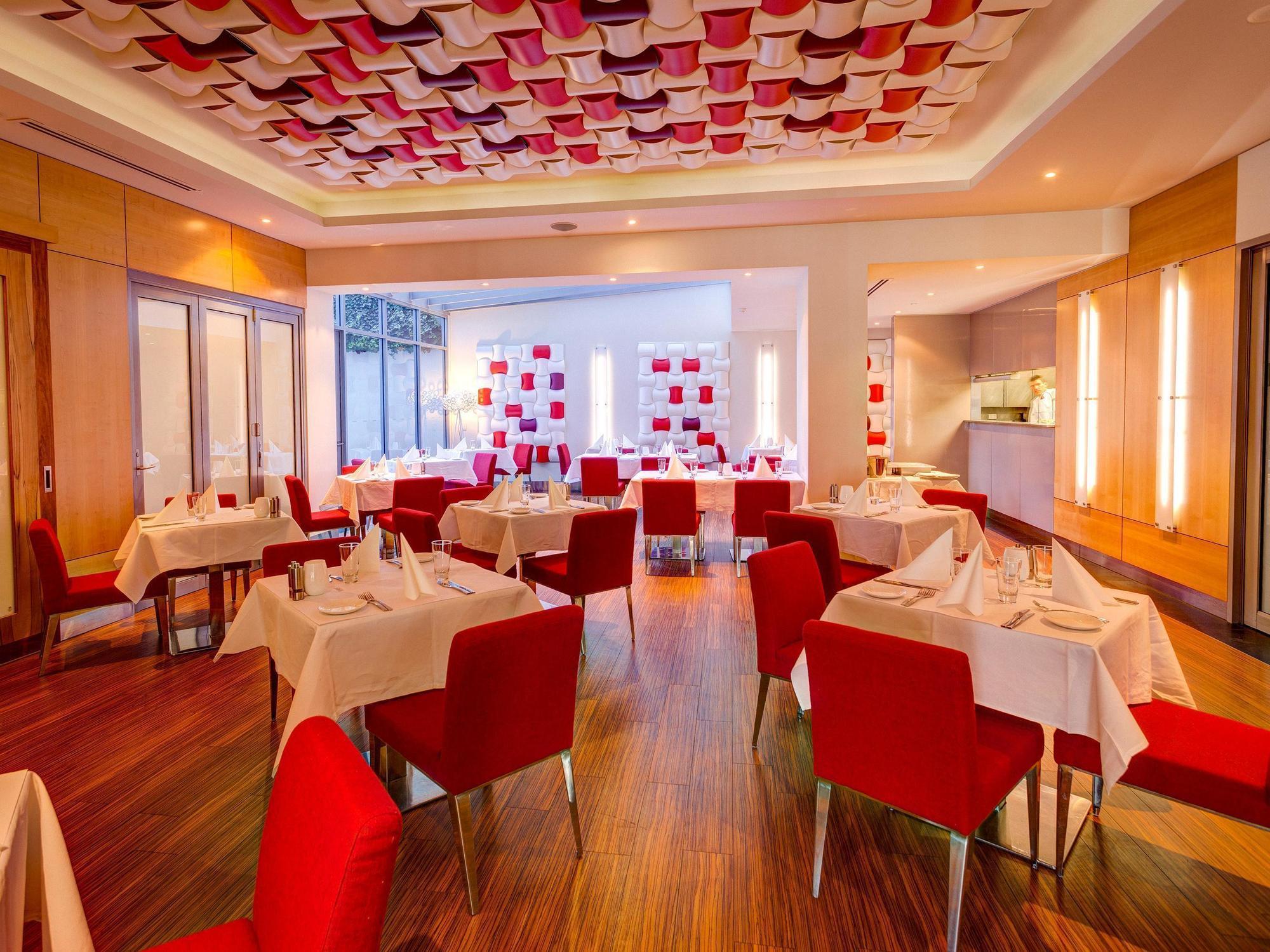 Mantra Charles Hotel Launceston Bagian luar foto